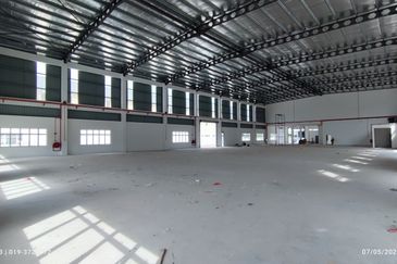 崭新半独立厂 NEW 96x208 SEMI DETACHED FACTORY
