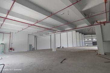 崭新半独立厂 NEW 95x335 SEMI DETACHED FACTORY