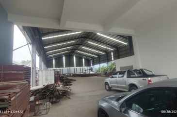 独立式厂房 234x260 DETACHED FACTORY