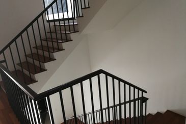 Duta Villa, Setia Alam