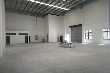 ECO BUSINESS PARK, 80'x200' SEMI DETACHED FACTORY SALE WITH TENANCY