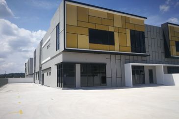 ECO BUSINESS PARK, 80'x200' SEMI DETACHED FACTORY SALE WITH TENANCY