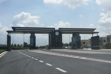 ECO BUSINESS PARK, 80'x200' SEMI DETACHED FACTORY SALE WITH TENANCY