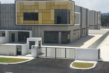 ECO BUSINESS PARK, 80'x200' SEMI DETACHED FACTORY SALE WITH TENANCY