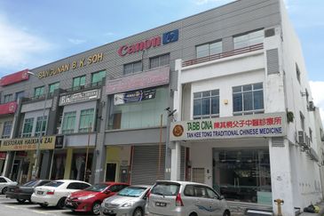 Bayu Tinggi Commercial Centre -Taipan