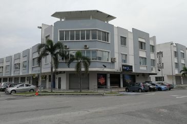 Ambang Botanic (Bandar Botanic 2)