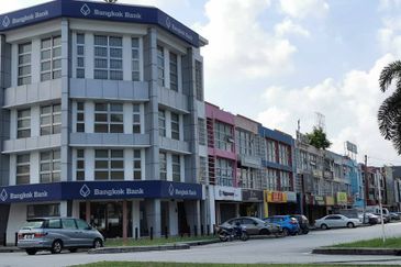 Ambang Botanic (Bandar Botanic 2)