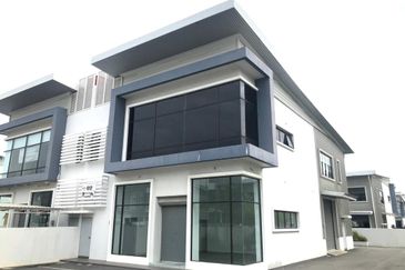 GATEWAY16, 1½ STOREY OFFICE SEMI DETACHED FACTORY