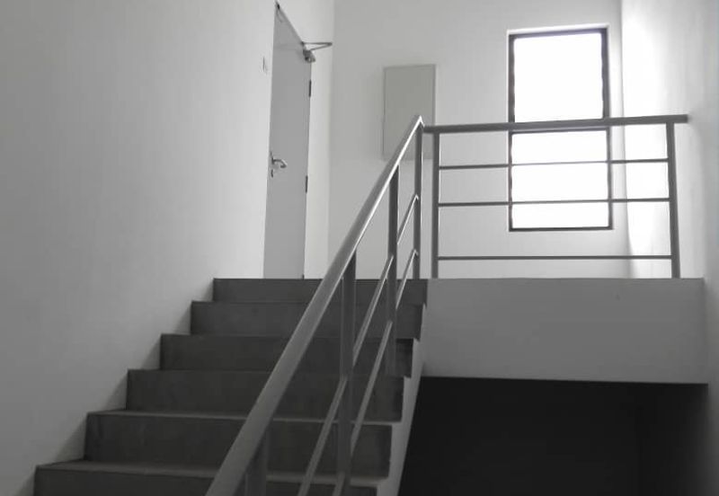 GATEWAY16, 1½ STOREY OFFICE SEMI DETACHED FACTORY