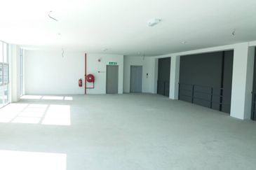  全新半独立 BRAND NEW SEMI DETACHED FACTORY