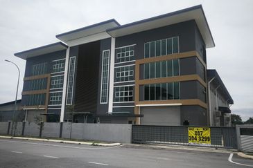  全新半独立 BRAND NEW SEMI DETACHED FACTORY