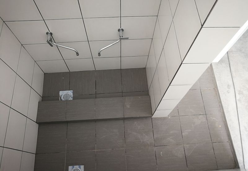 新半独立厂房 4½ STY SEMI DETACHED FACTORY