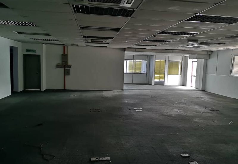 半独立厂出售 SEMI DETACHED FACTORY