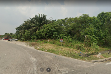 JALAN KEBUN BATU 4 1/2 JALAN KAMPUNG JAWA