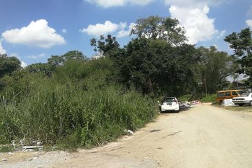 JALAN KEBUN BATU 4 1/2 JALAN KAMPUNG JAWA