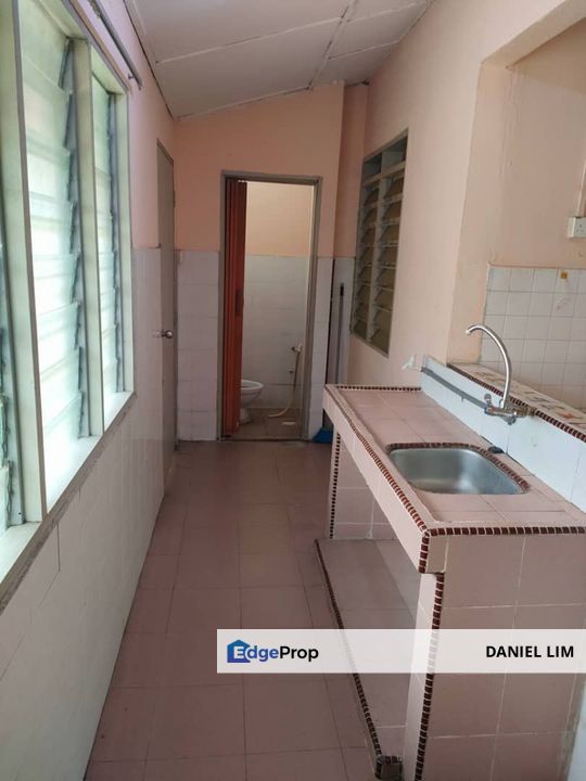 单层楼排屋出售 SINGLE STOREY LANDED TERRACED HOUSE, Selangor, Klang