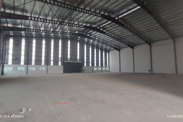 全新 独立式厂房 188'x217' NEW DETACHED FACTORY