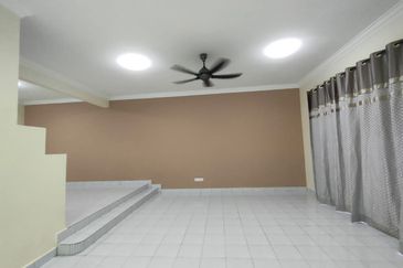 Austin Residence @Taman Mount Austin