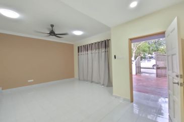 Austin Residence @Taman Mount Austin