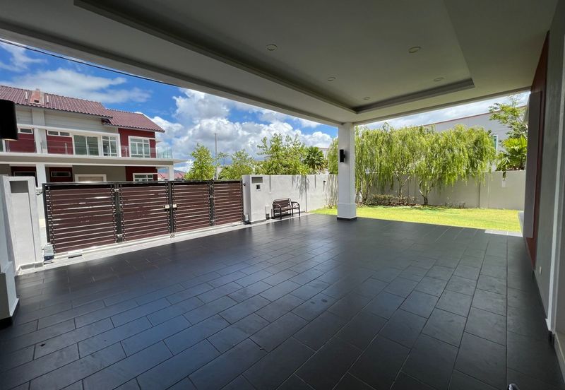 Taman Kluang Perdana Semi D 