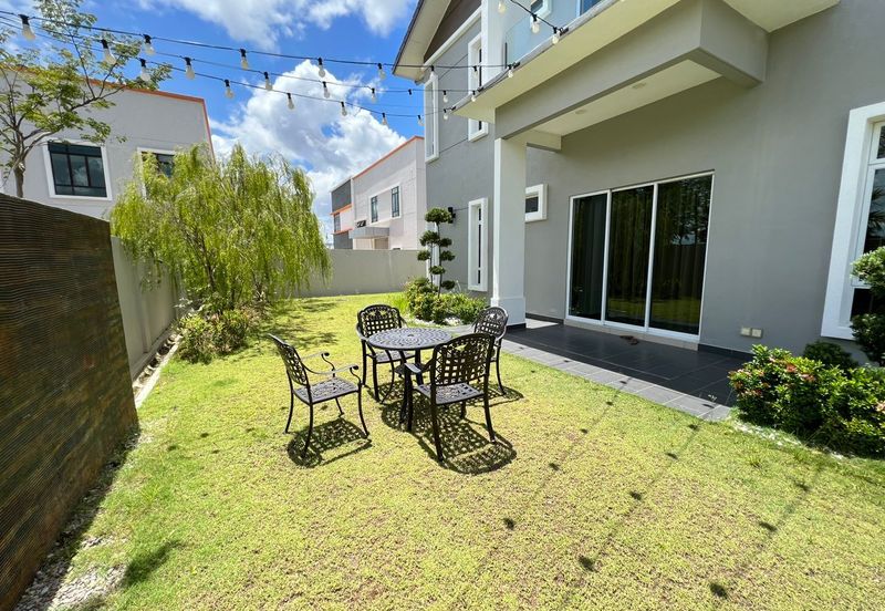 Taman Kluang Perdana Semi D 