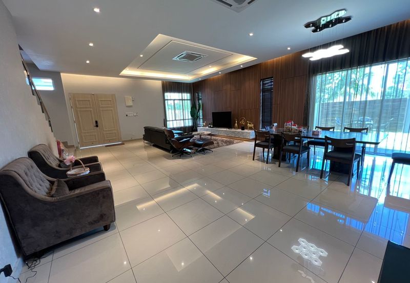 Taman Kluang Perdana Semi D 