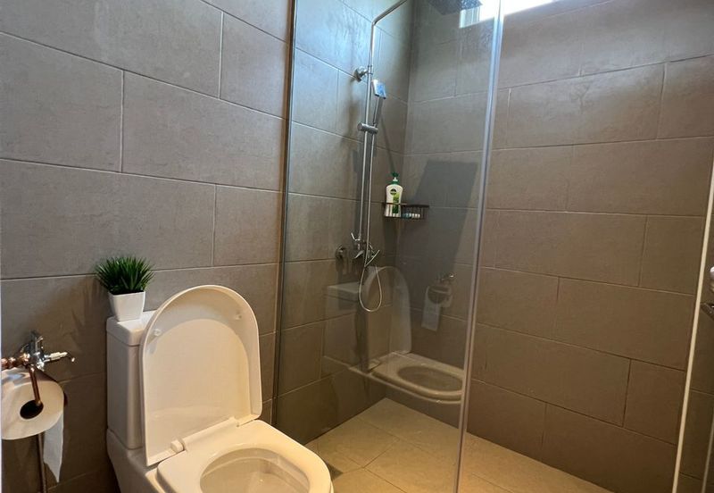 Taman Kluang Perdana Semi D 