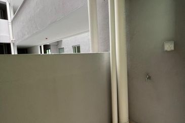 Galleria 2 @ Equine Park