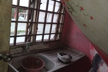 Kota Masai middle cost house 