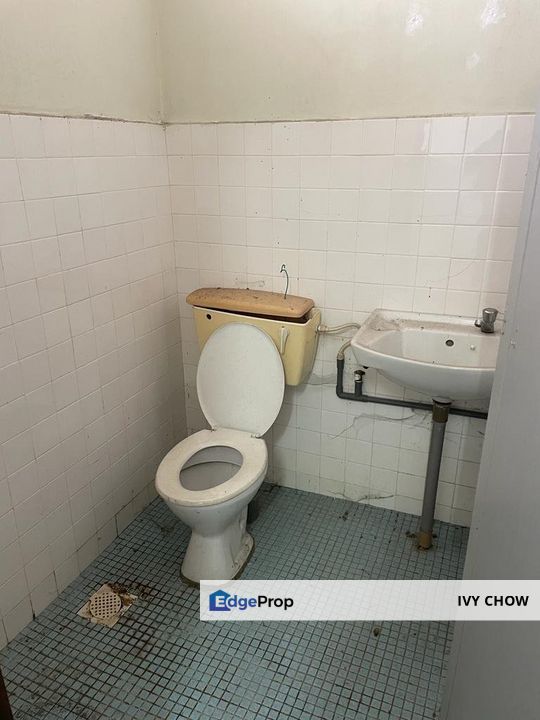 Taman Kluang Barat , Johor, Kluang