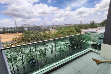 D'Carlton Seaview Residences (Seri Mega)