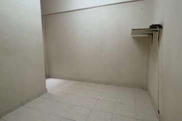 Nusa Bestari Shop Apartment 