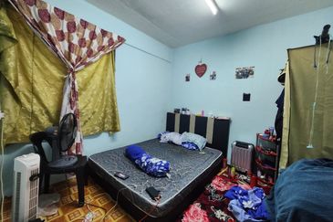 Flat Taman Ungku Tun Aminah