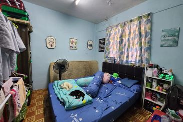 Flat Taman Ungku Tun Aminah