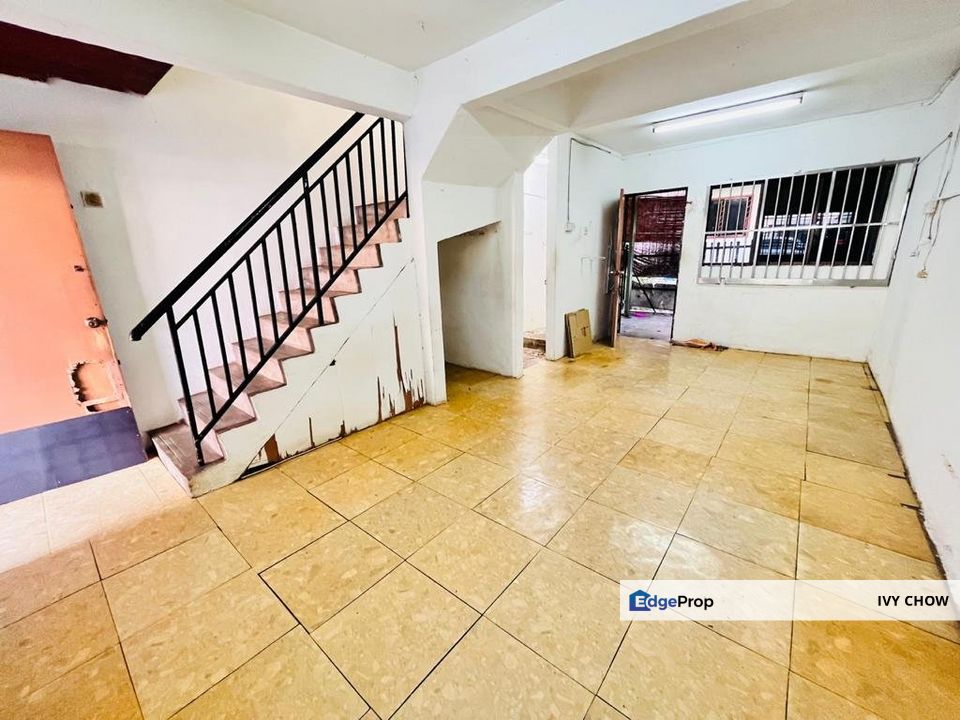 Below Market Value Double Storey Low Cost , Johor, Skudai