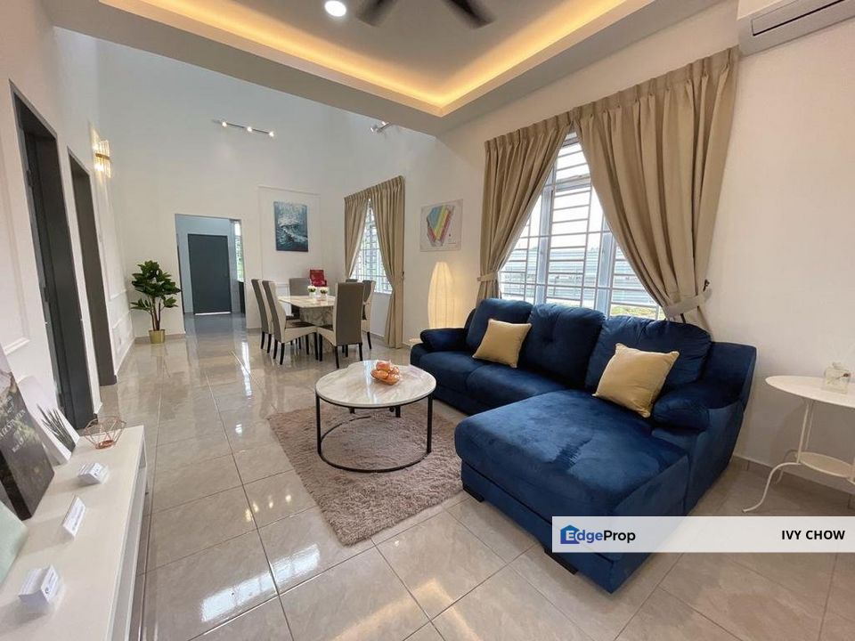 Layang Layang Terrace Sale, Johor, Layang Layang