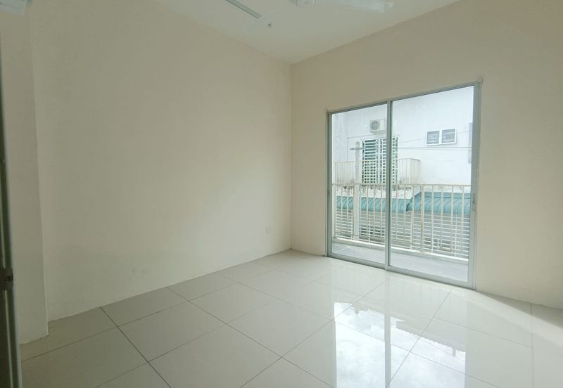 TAMAN GERBANG LAHAT BISTARI