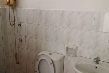 Summer Park Townhouse (Pangsapuri Alam Jaya), Bandar Baru Seri Alam