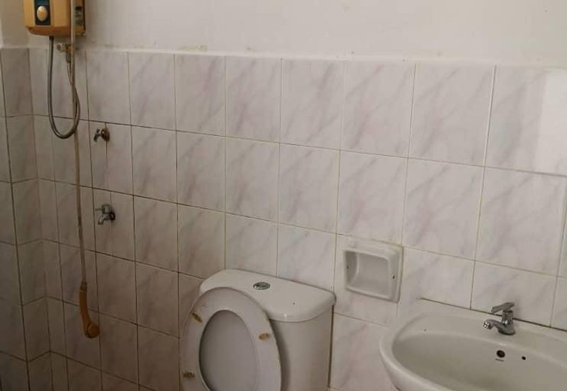 Summer Park Townhouse (Pangsapuri Alam Jaya), Bandar Baru Seri Alam