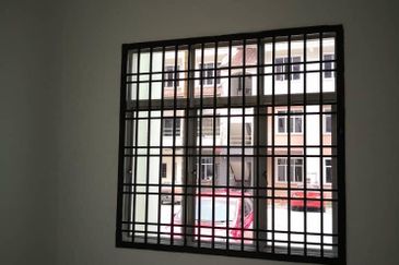 Summer Park Townhouse (Pangsapuri Alam Jaya), Bandar Baru Seri Alam