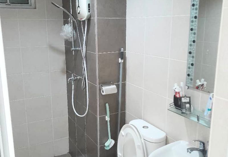 Golden Sands Seaview Residence