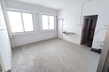 Jalan Austin Heights