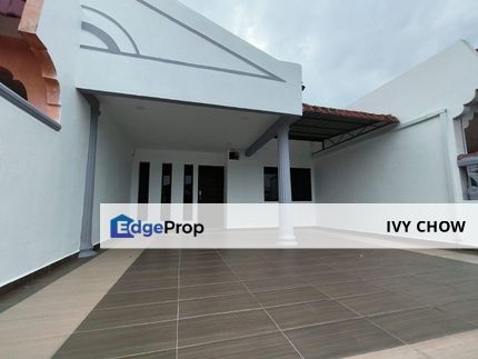 Single Storey Terrace House Taman University , Johor, Skudai