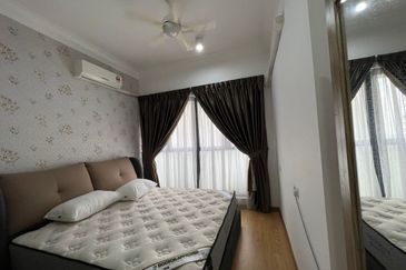 Baypoint @ Country Garden Danga Bay