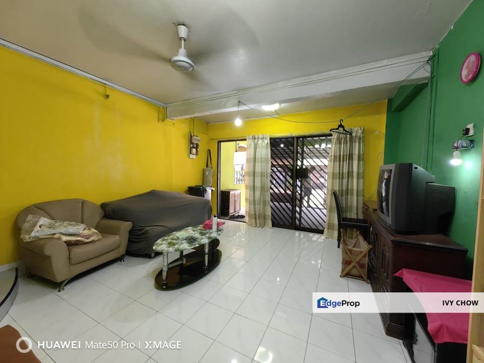 Taman Kluang Barat , Johor, Kluang