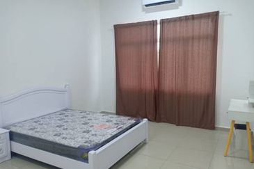 Semi D Taman Kluang Perdana