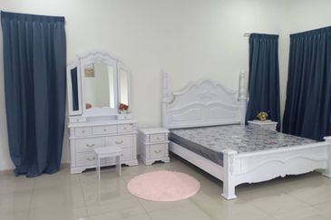 Semi D Taman Kluang Perdana