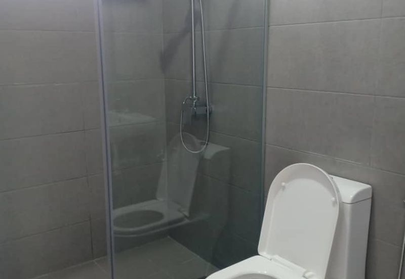 Semi D Taman Kluang Perdana