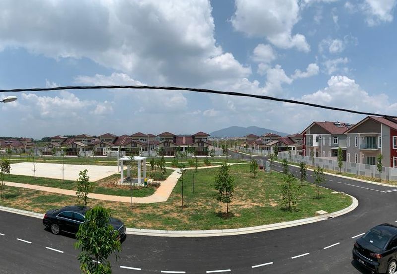 Semi D Taman Kluang Perdana