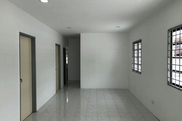 Taman Putri Kulai Corner